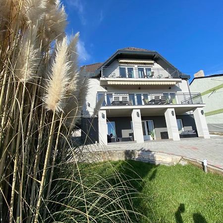 Balkon Apartmanhaz Panzio Balatonfüred Dış mekan fotoğraf