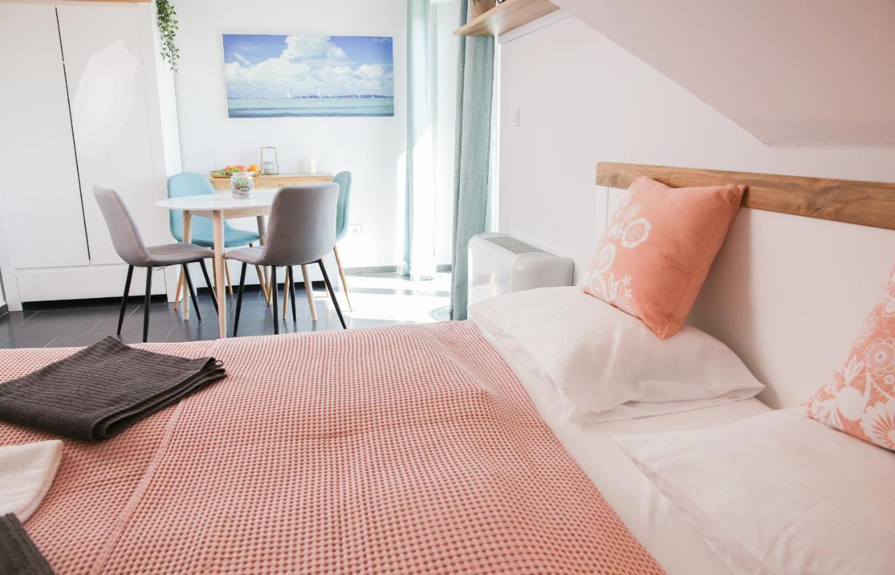 Balkon Apartmanhaz Panzio Balatonfüred Dış mekan fotoğraf