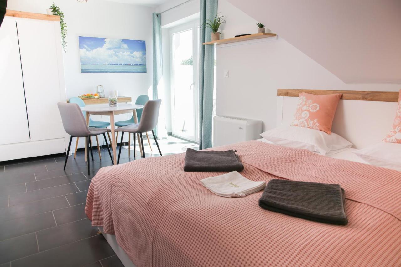 Balkon Apartmanhaz Panzio Balatonfüred Dış mekan fotoğraf