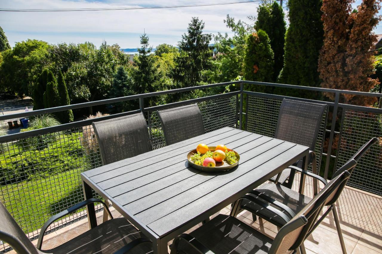 Balkon Apartmanhaz Panzio Balatonfüred Dış mekan fotoğraf
