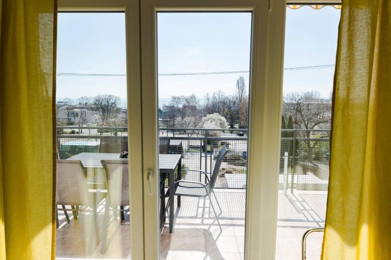 Balkon Apartmanhaz Panzio Balatonfüred Dış mekan fotoğraf