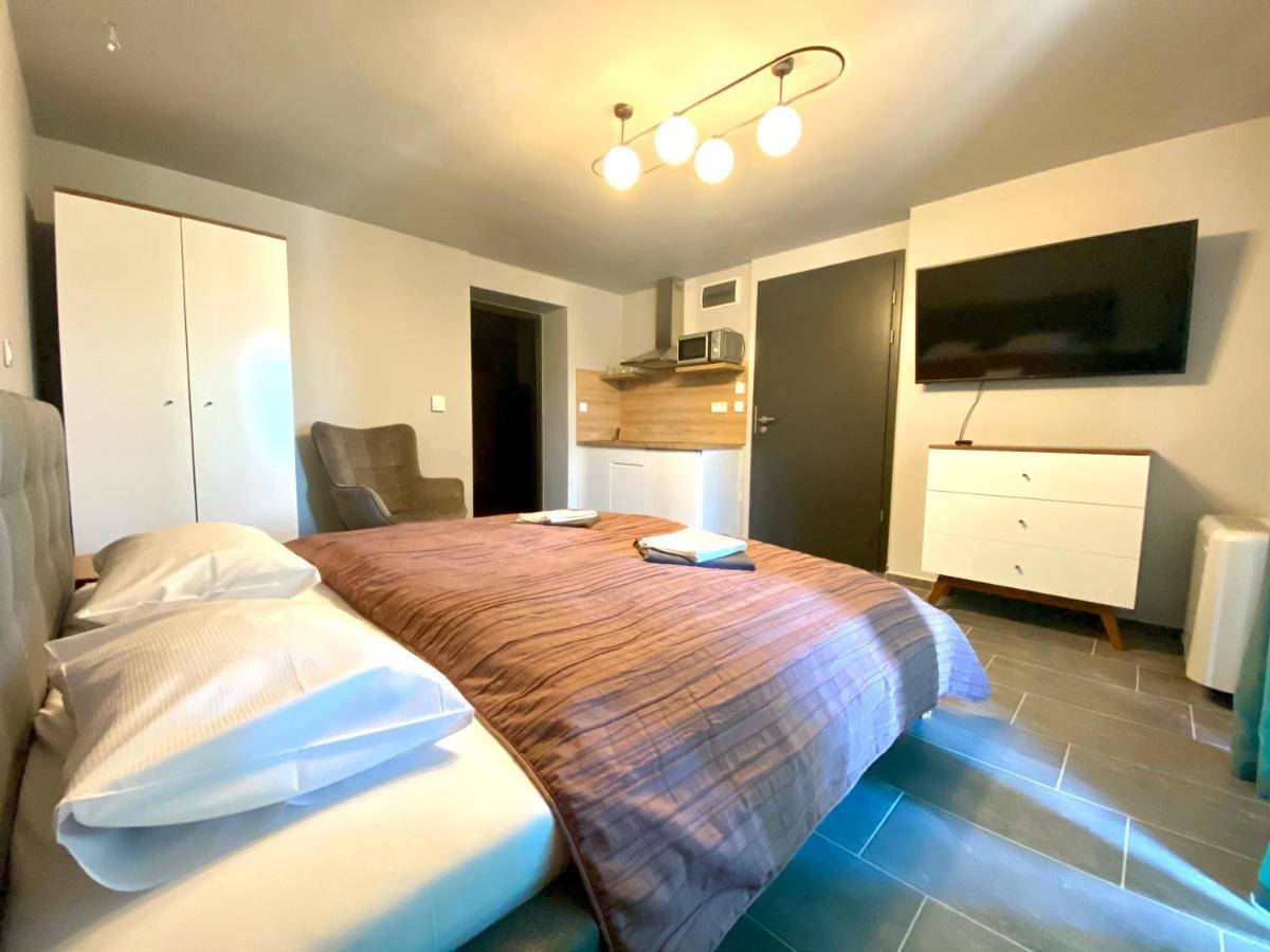 Balkon Apartmanhaz Panzio Balatonfüred Dış mekan fotoğraf