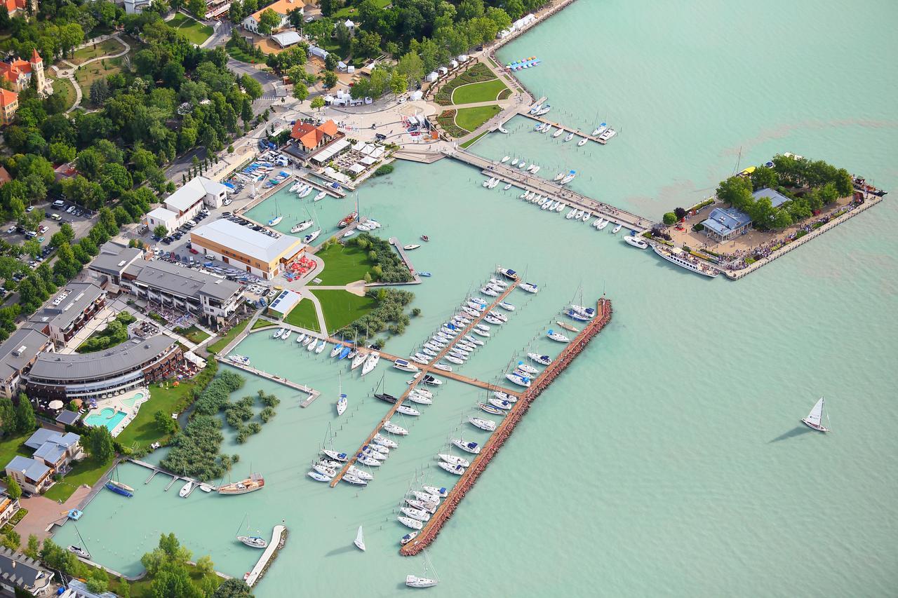 Balkon Apartmanhaz Panzio Balatonfüred Dış mekan fotoğraf